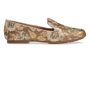 Eugene Leather Loafer Flat by Kenneth Cole